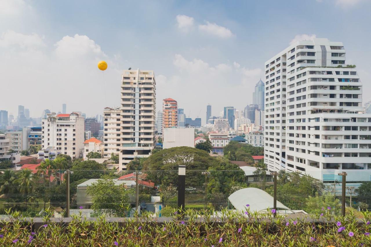 Sukhumvit Asok Modern Suite Bangkok Exteriör bild