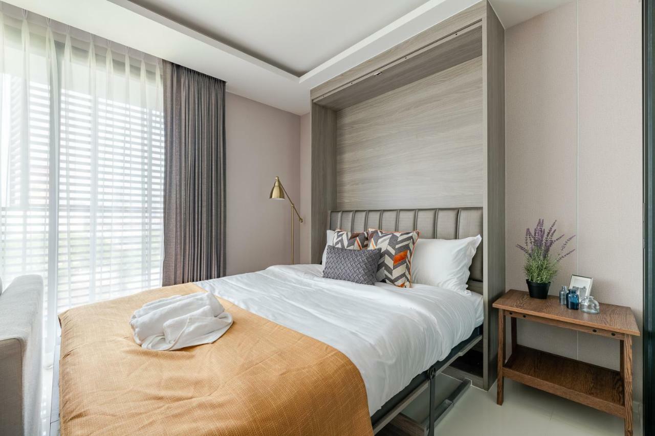 Sukhumvit Asok Modern Suite Bangkok Exteriör bild