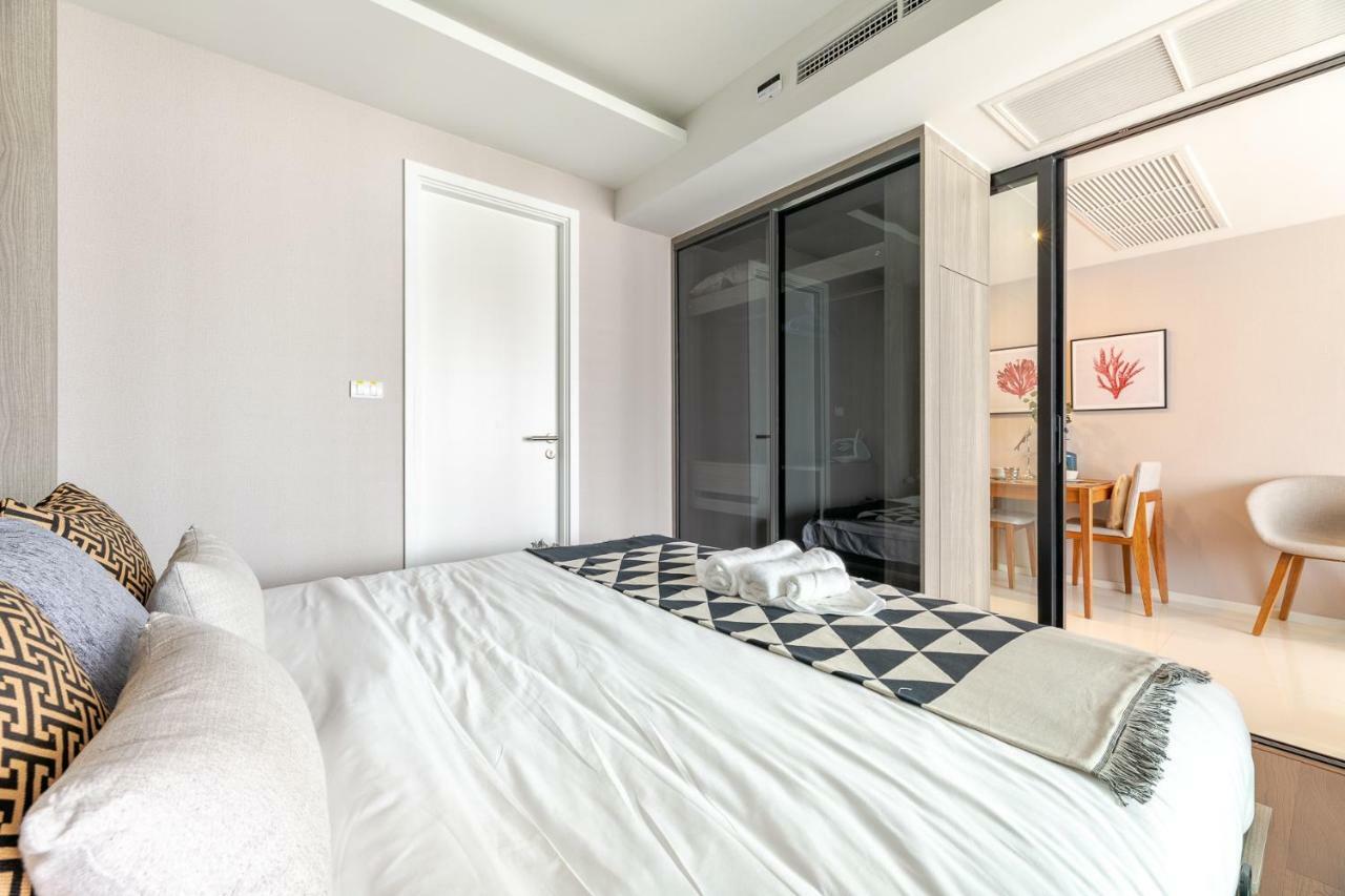 Sukhumvit Asok Modern Suite Bangkok Exteriör bild