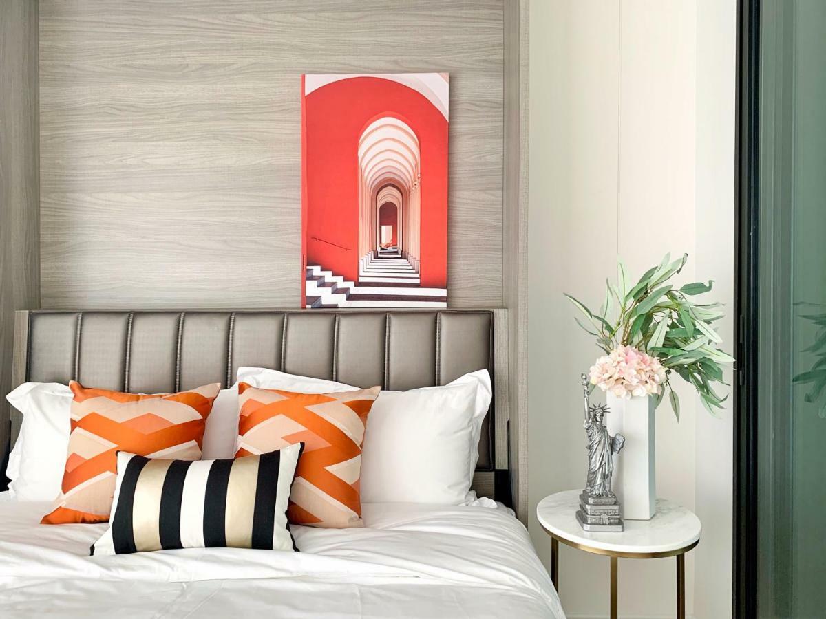 Sukhumvit Asok Modern Suite Bangkok Exteriör bild